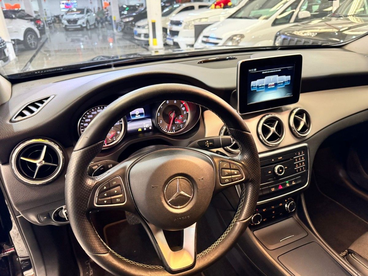 Mercedes GLA Advanced 2016