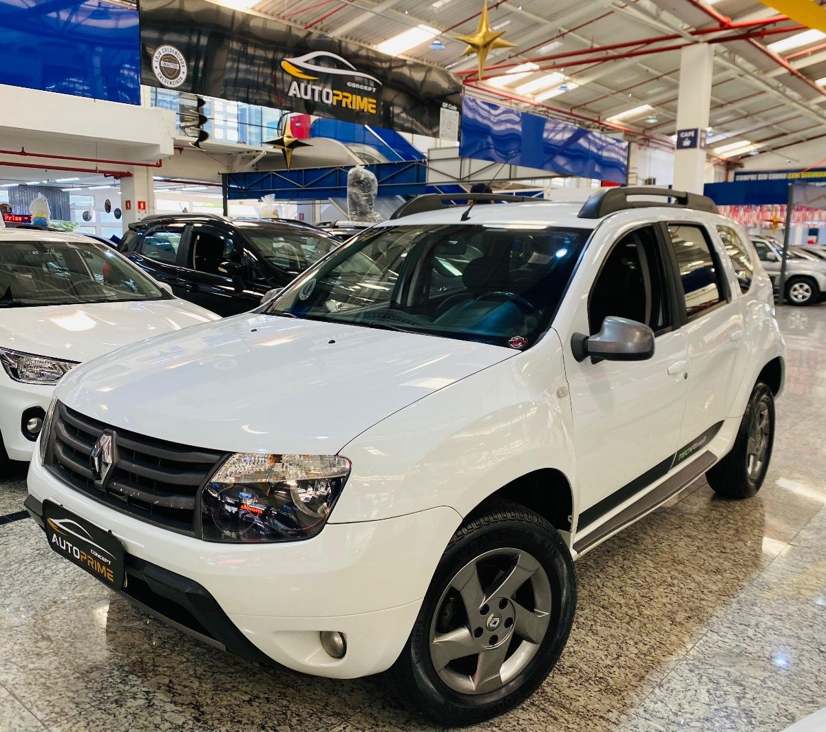 RENAULT DUSTER DYNAMIQUE TECH ROAD 2.0 AUTOMÁTICA !!!
