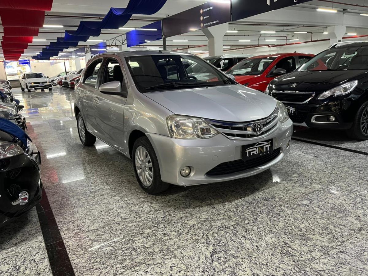 TOYOTA ETIOS XLS 1.5