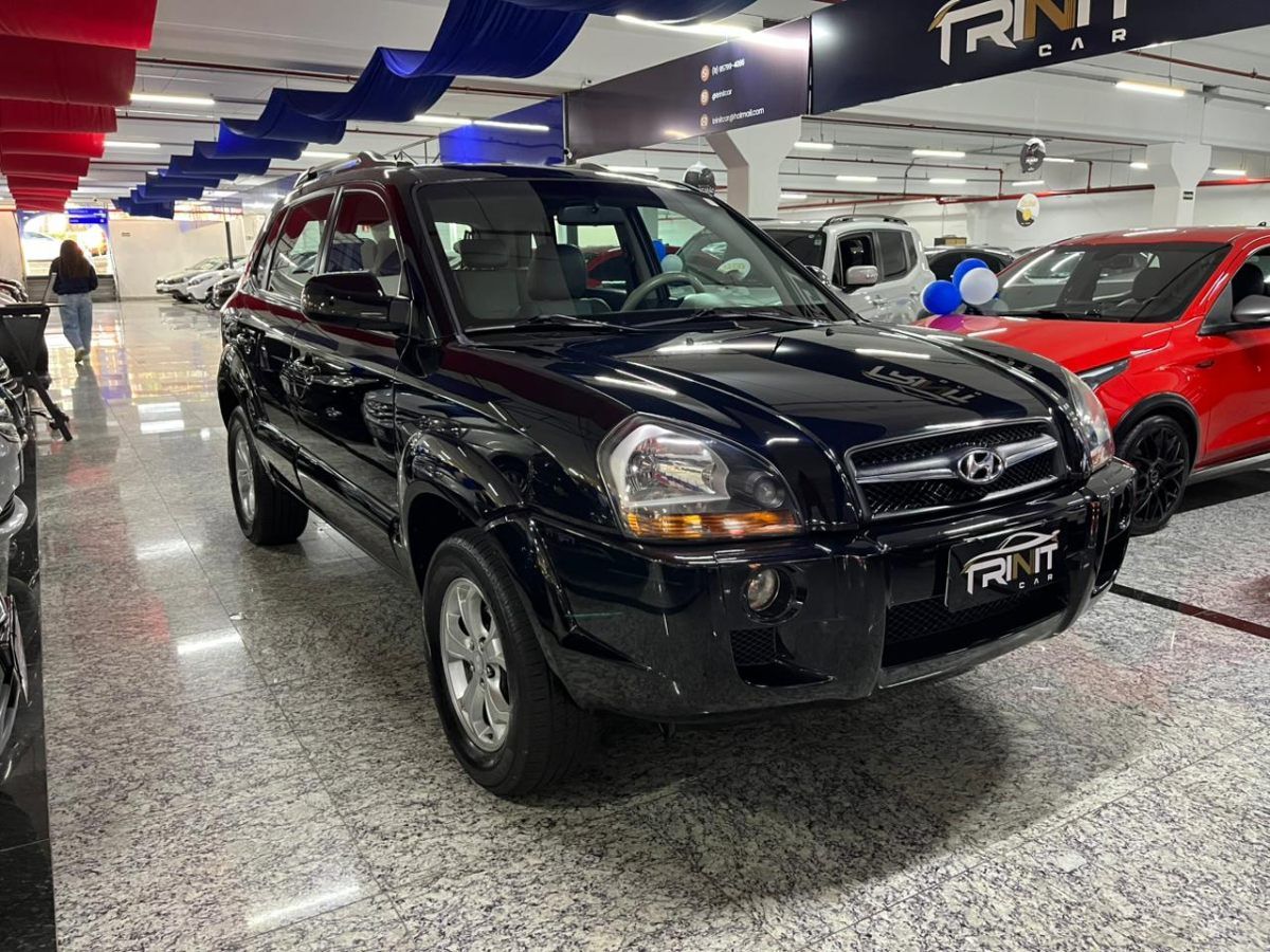 Hyundai TUCSON GLS 2.0