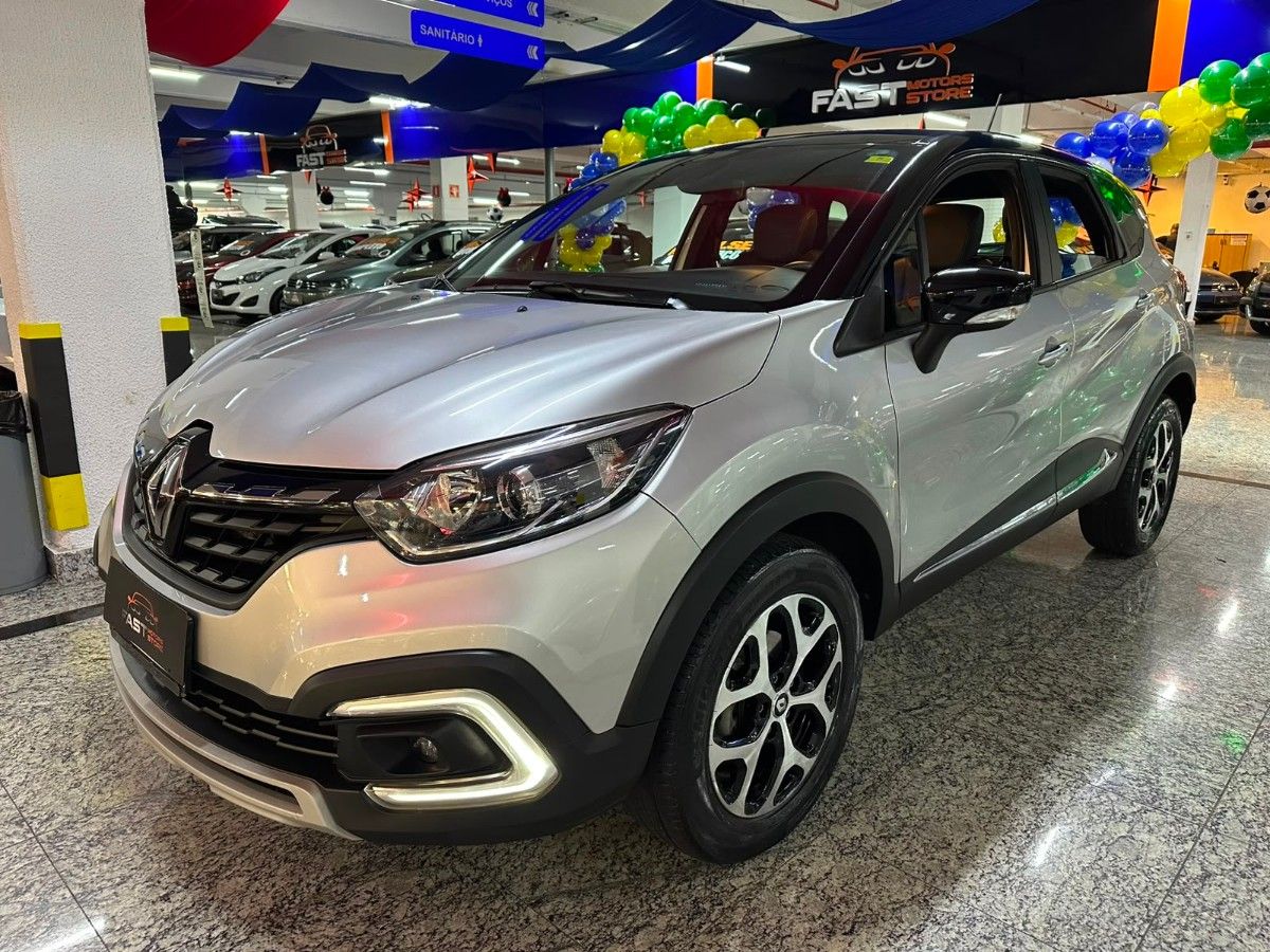 Renault Captur Intense CVT