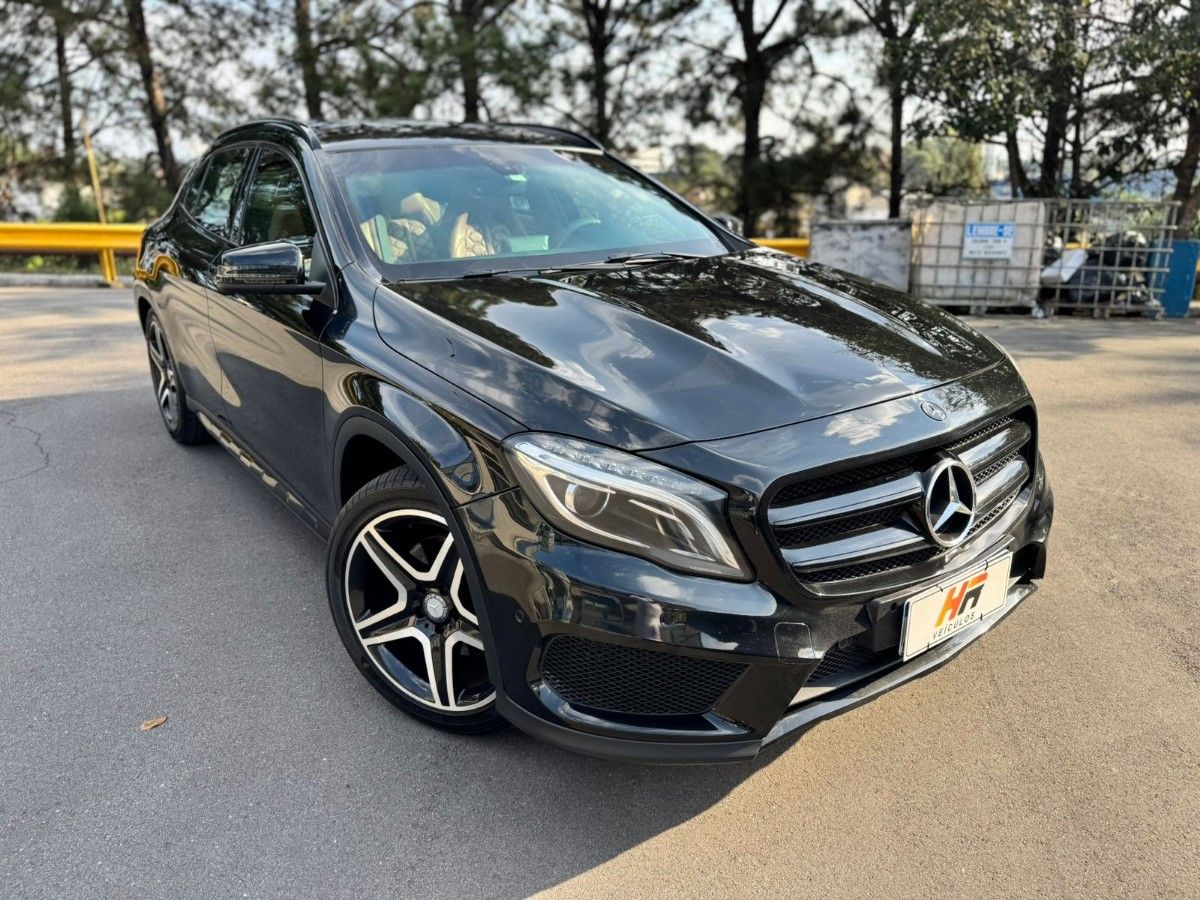 GLA 250 Sport 2.0 TB 16V 4x2 211cv Aut