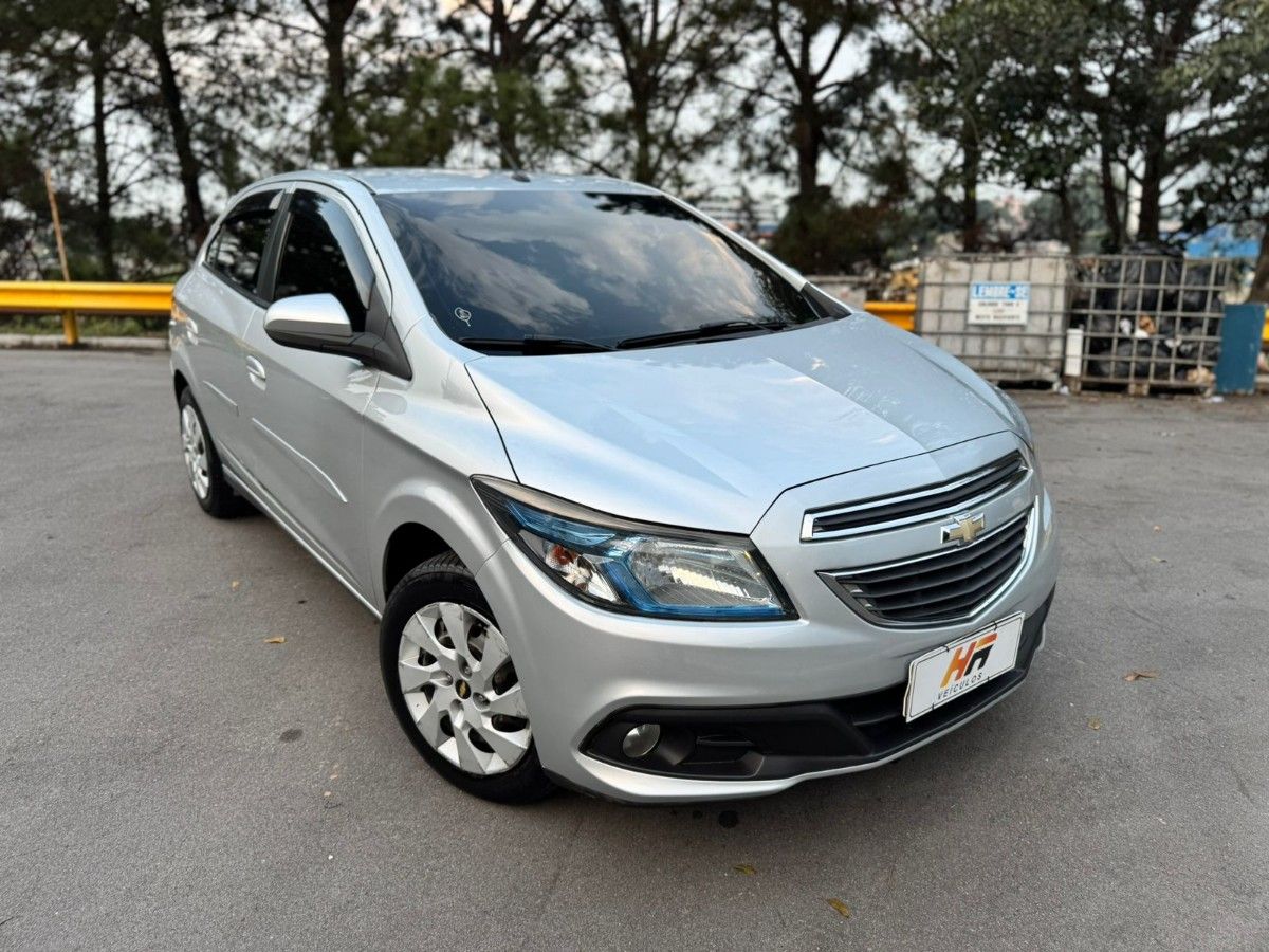 ONIX HATCH LT 1.4 8V FlexPower 5p Mec.