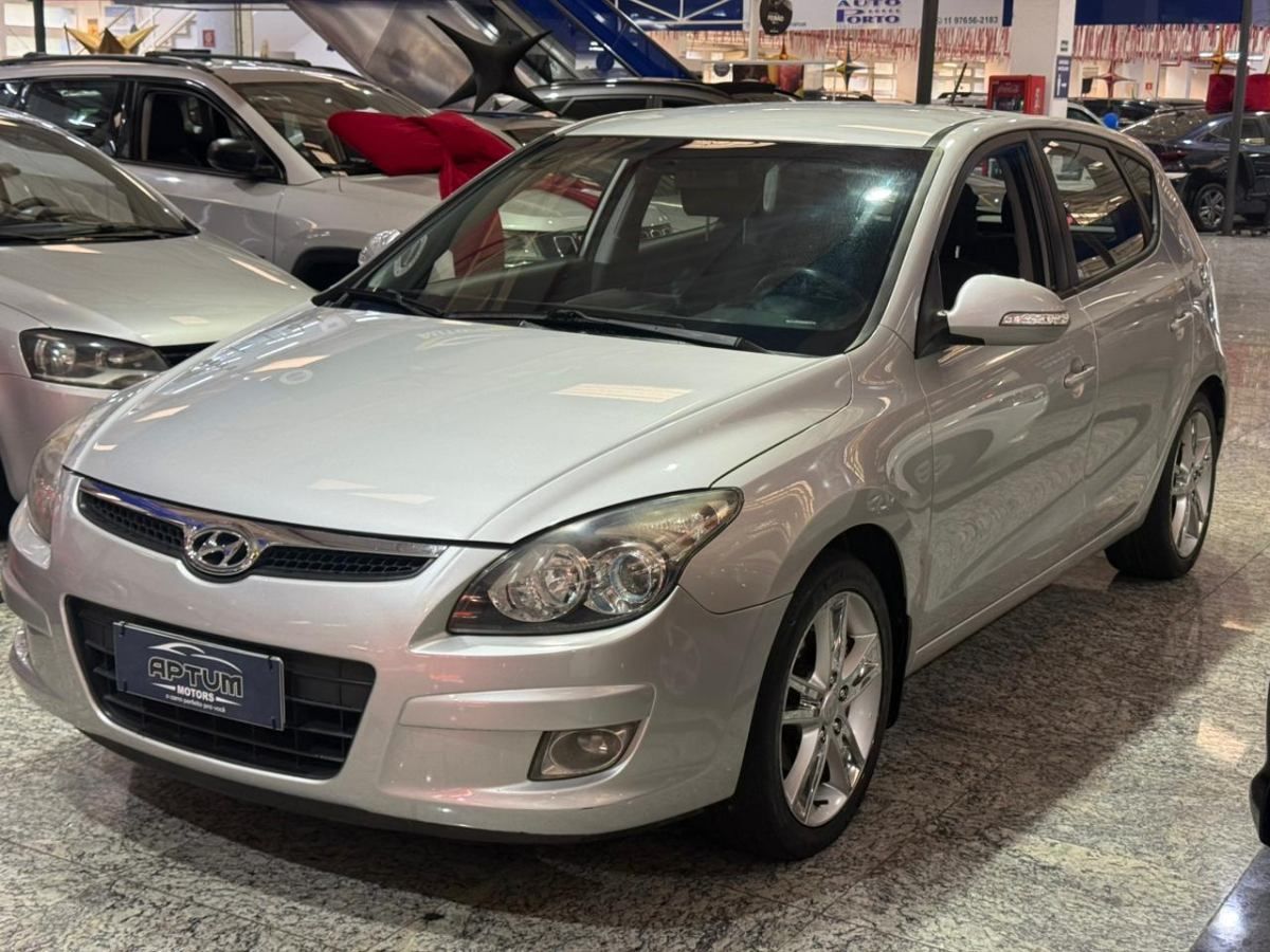 HYUNDAI I30 2012